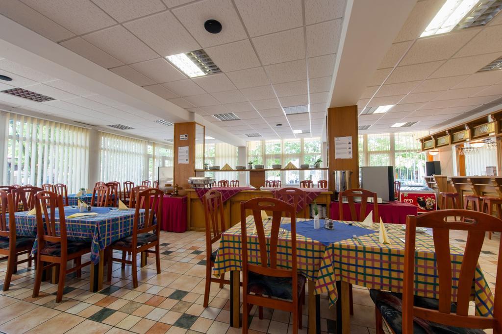 Hotel Nostra Siofok Dış mekan fotoğraf